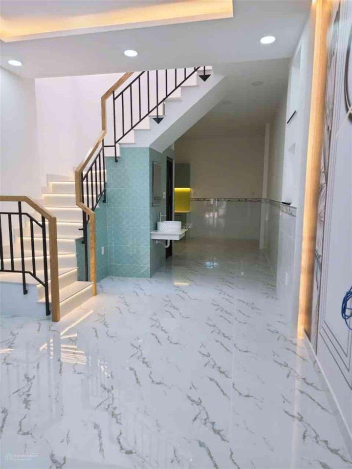 Nhà bán hiếm quang trung gò vấp, nhà đẹp dt 4,312m đúc 2 tầng chắc chắn, 2pn,2wc,giá 5,2tỷ tl