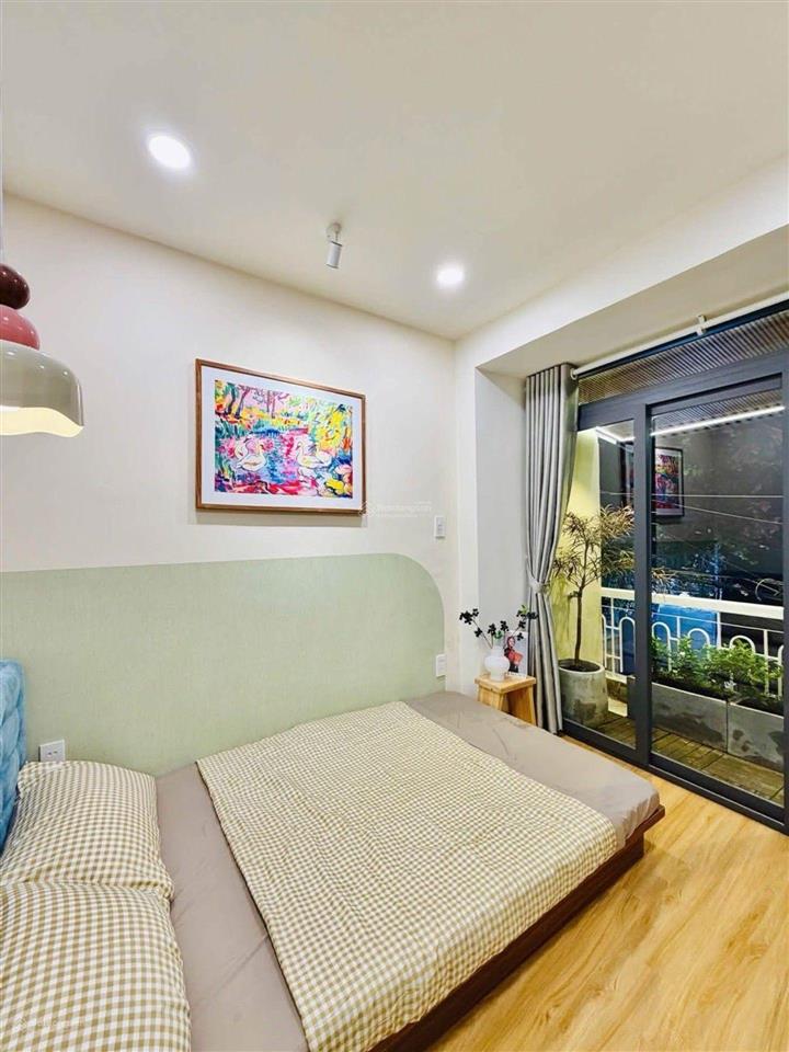 Nhỉnh 3 tỷ tl.. nhanh thì còn  nhà quang trung, hẻm ô tô tới cửa  2 tầng mới, 2 pn, 2 wc