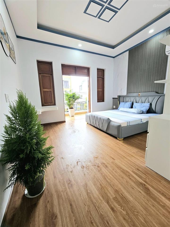 [2tỷ5]bán nhà mặt tiền ngay khu kiến thiết, 4 phòng ngủ ngay đường dân chủ, đường 6m, đã có sổ