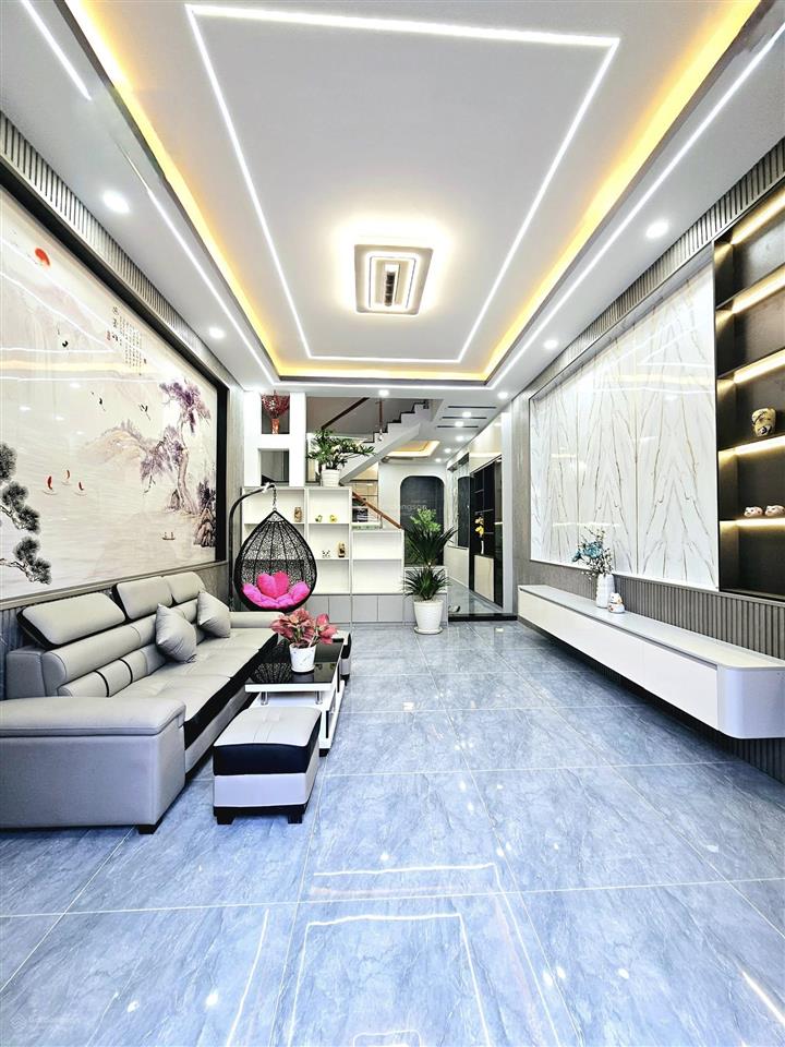 [2tỷ5]bán nhà mặt tiền ngay khu kiến thiết, 4 phòng ngủ ngay đường dân chủ, đường 6m, đã có sổ