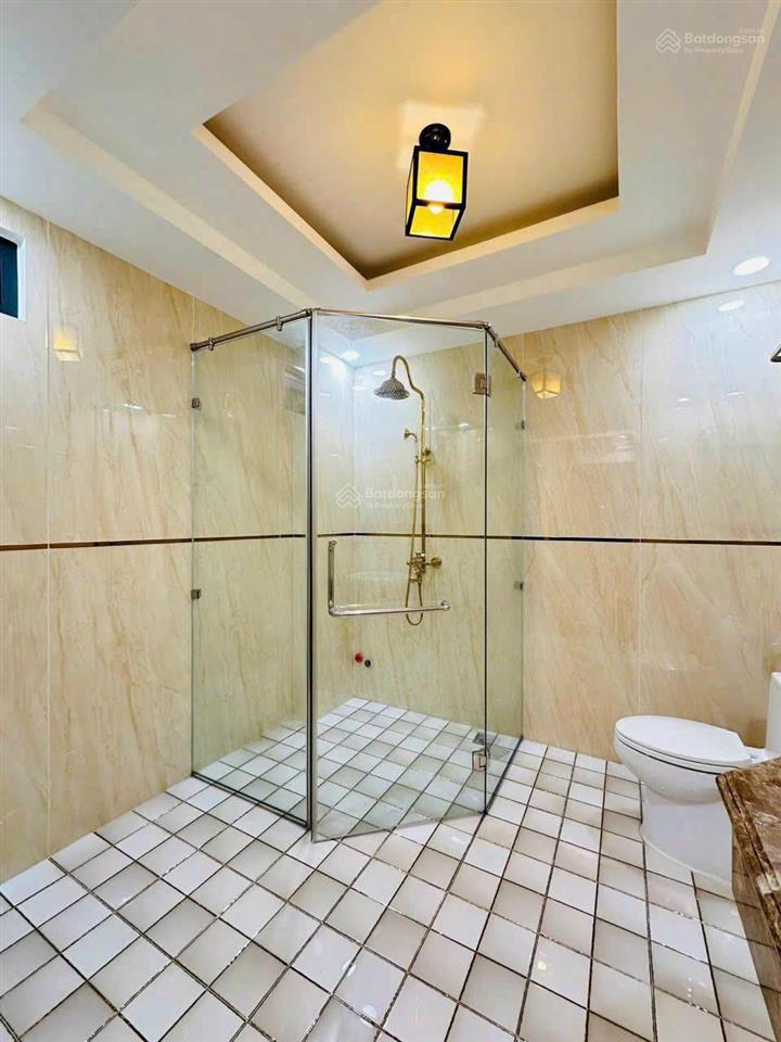 Bán nhà gần bệnh viện tai mắt mũi, đường trần quốc thảo, sẵn hđ thuê 25 triệu/tháng, hxh 5m, shr