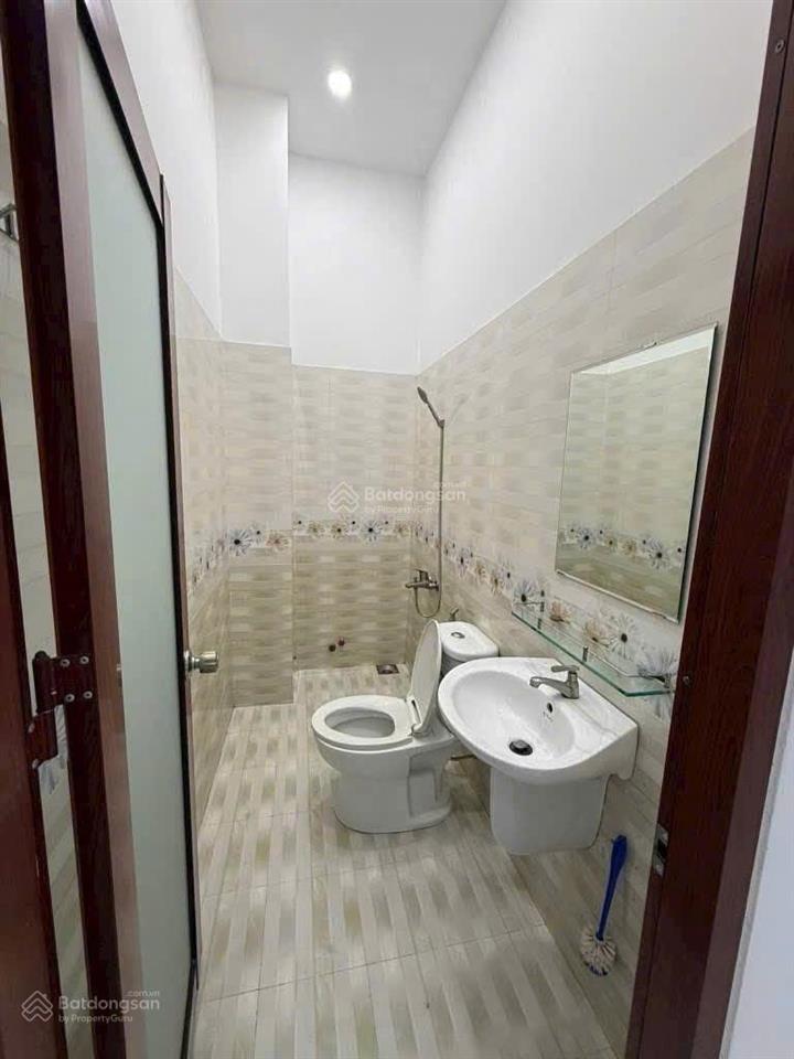 [5tỷ7] hẻm nhựa 6m, ngay cao ốc thủy lợi đường nguyễn xí, 1 trệt 2 lầu, hđ thuê 21 triệu/tháng, shr