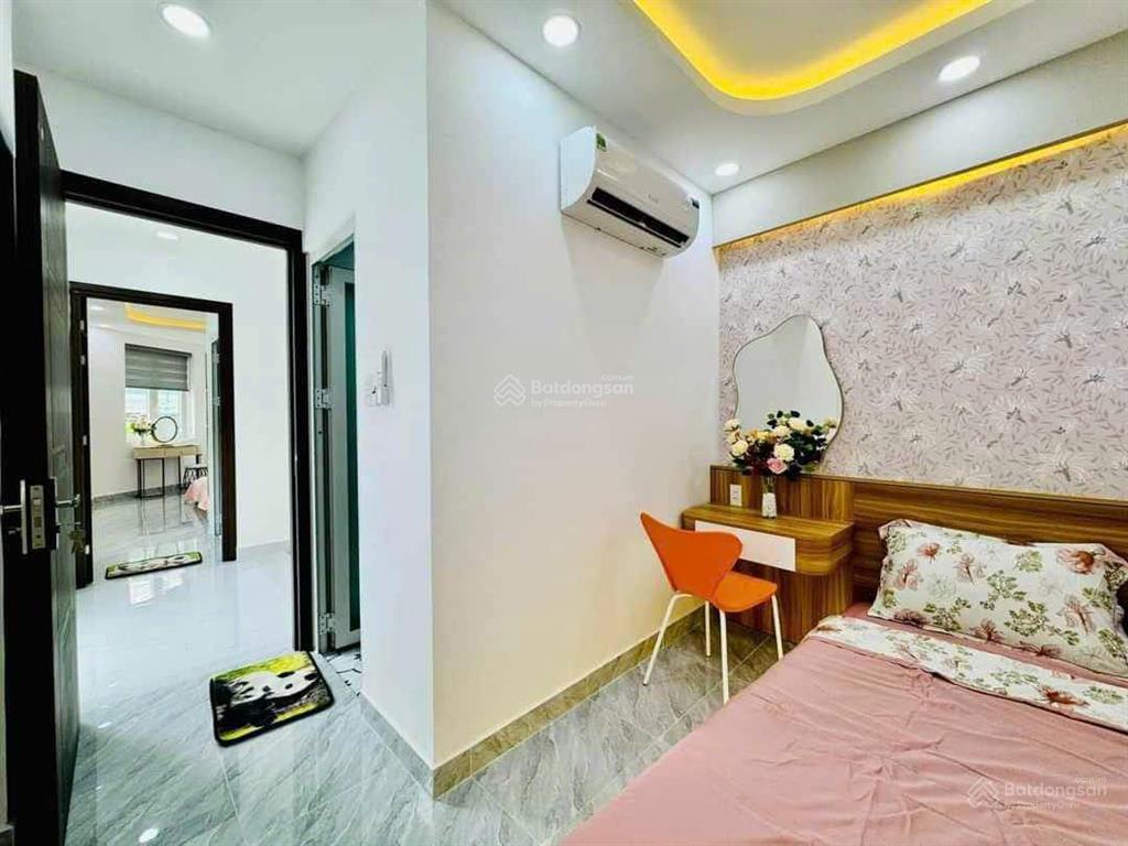 [6tỷ7]bán nhà gần chợ tân định, đường trần quang khải, hxh 5m trải nhựa, sẵn hđ thuê 23 triệu, shr.