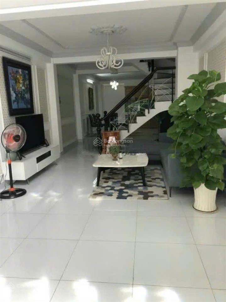 [3 tỷ 650] bán nhà sát mặt tiền phạm viết chánh, hoàn công đủ, 2 lầu, sẵn hđ thuê 20 triệu, shr.
