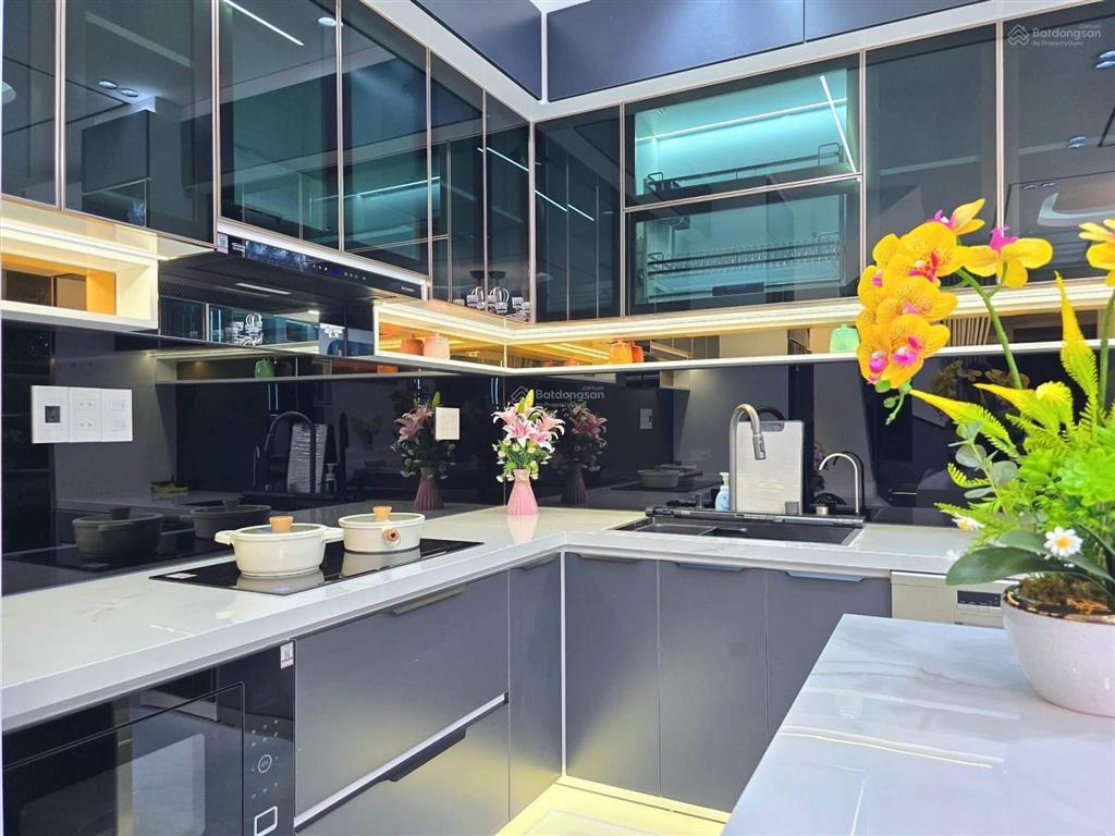 [3 tỷ 6] bán nhà ngay metro số 2, gần kdc an sương, đường phan văn hớn, sẵn hđ thuê 17 triệu, shr