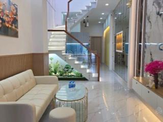 Nhà đẹp quận 12 shr 65m2  giáp ranh gò vấp  chưa đến 3,9 tỷ