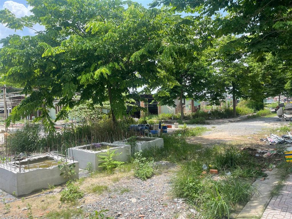 Lô đất đẹp ngay bờ kè tham lương p. đông hưng thuận, quận 12