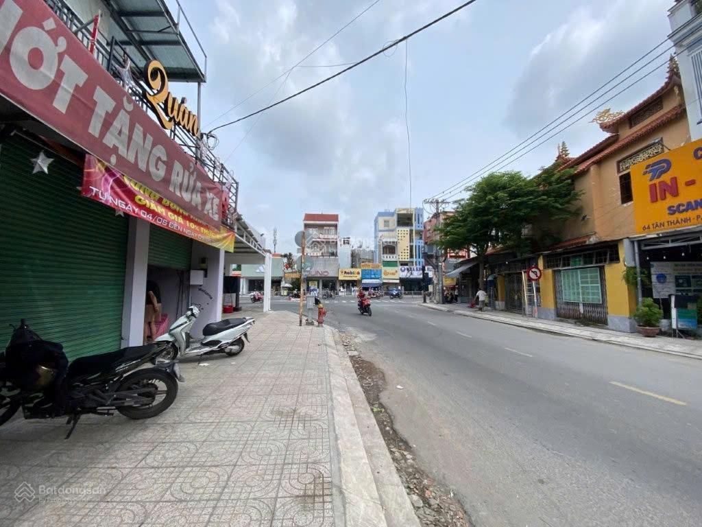 Ngộp bank giảm sốc chỉ còn 22 tỷ mặt tiền đường tân thành tân phú