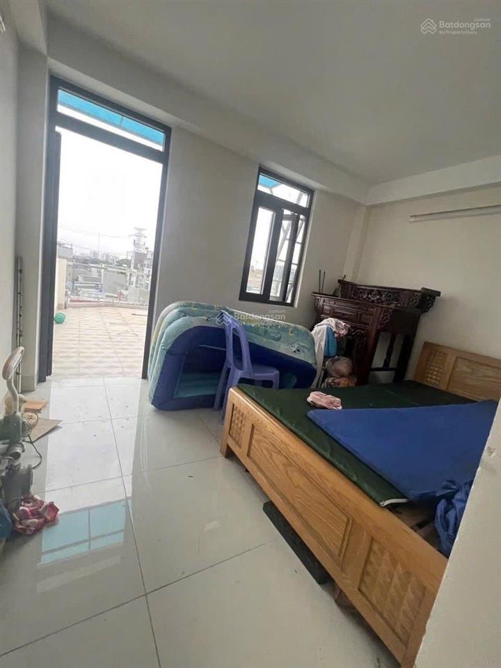 Quận 12 chdv góc 2 mặt tiền 14 phòng dòng tiền 35 triệu/tháng chỉ 7,8 tỷ  0908 517 ***