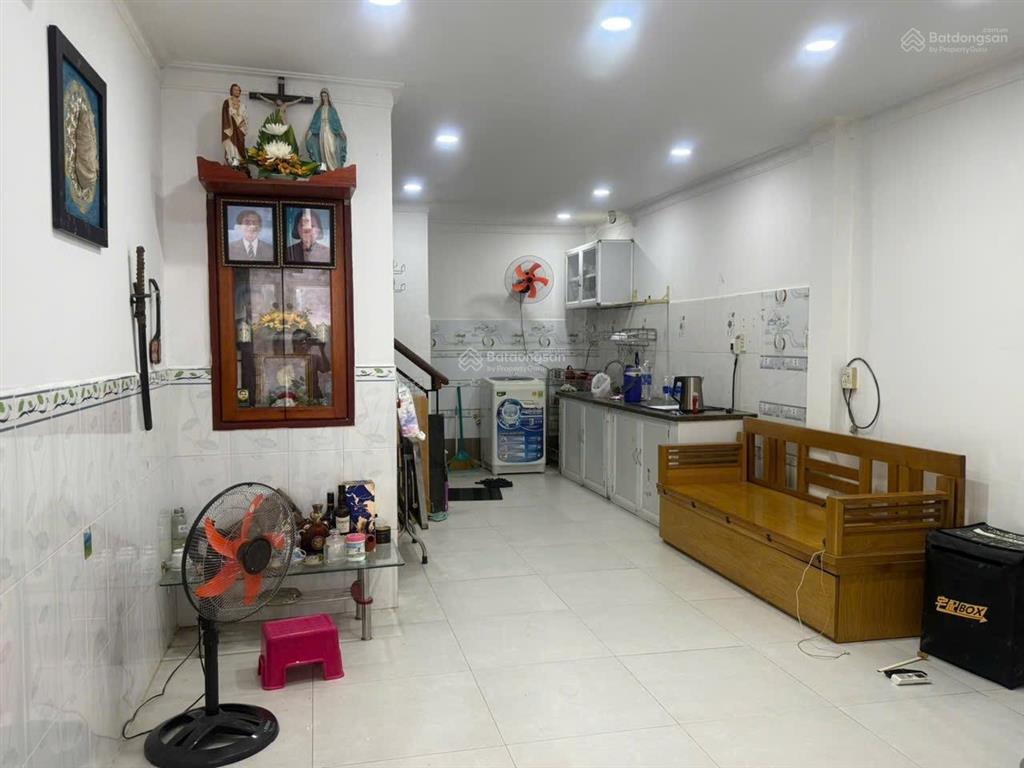 Bán gấp nhà đẹp giá tốt phường đông hưng thuận, quận 12  chỉ 3,3 tỷ