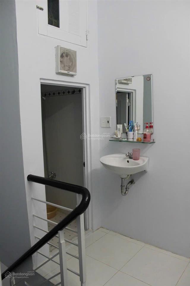Đường trường chinh gần cầu tham lam quận 12
bán nhà sổ hồng riêng 5x8m 1 lầu giá chỉ 3,x tỷ