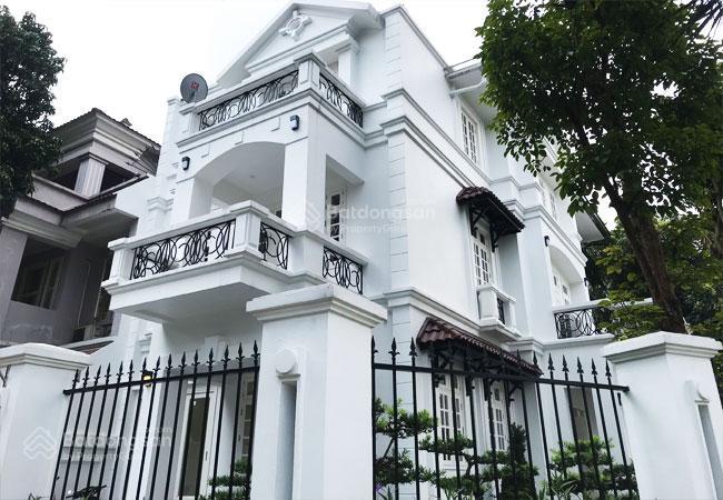 Bán biệt thự khu t ciputra, lô biệt thự đẹp cực kỳ yên tĩnh và xanh mát 180m2 hướng đb. giá mềm