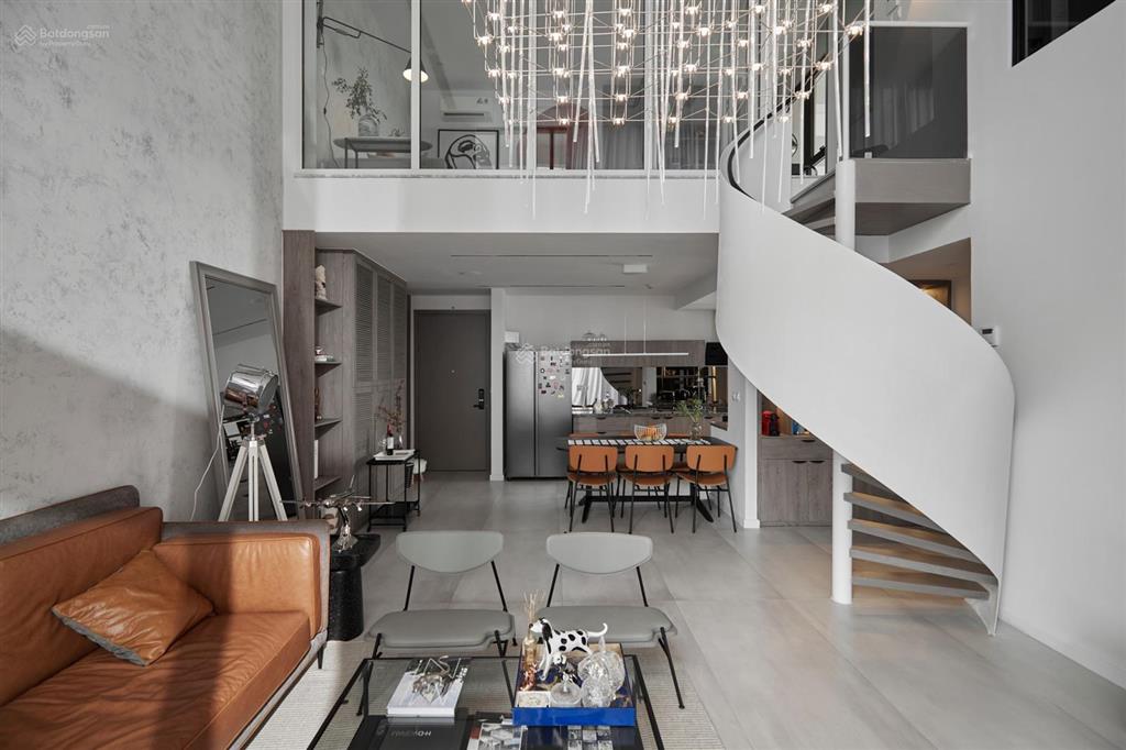 Bán gấp căn hộ duplex tại sun grand city  69b thụy khuê, diện tích 200m2, 2 tầng  0814 332 ***