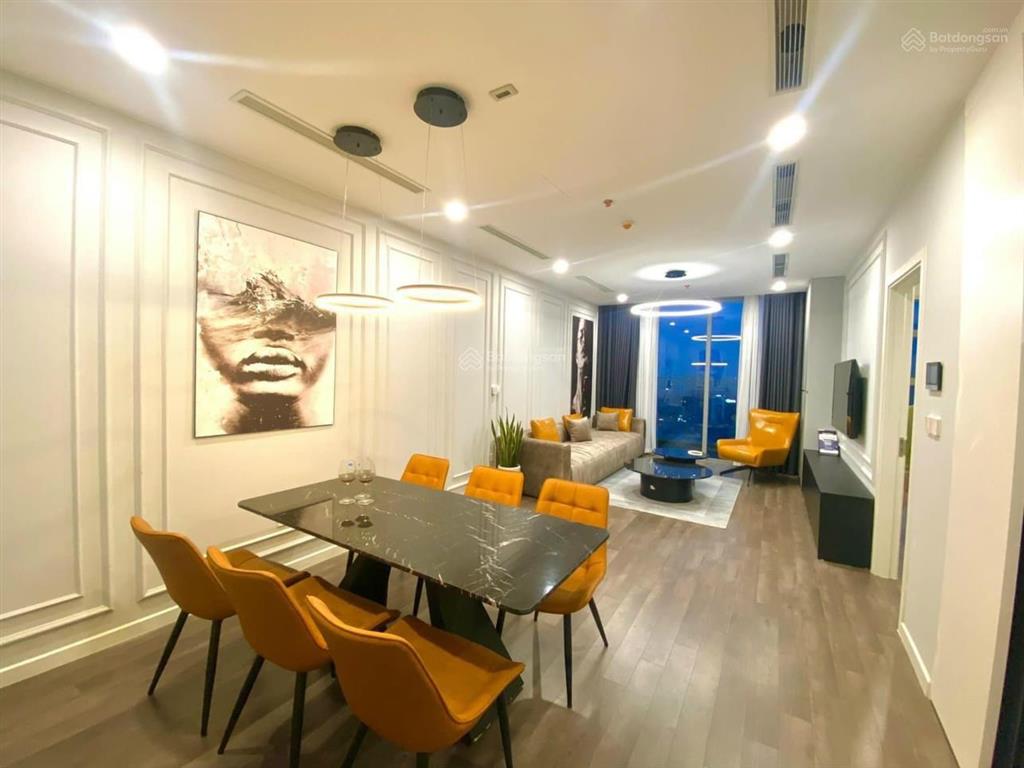 Cần bán căn hộ chung cư cao cấp vinhomes metropolis 75m2, 2pn, 2wc full đồ đẹp  0814 332 ***