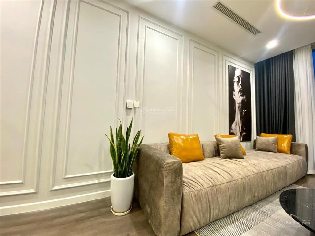 Cần bán căn hộ chung cư cao cấp vinhomes metropolis 75m2, 2pn, 2wc full đồ đẹp  0814 332 ***