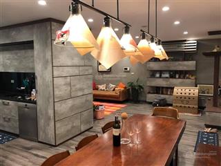 Chính chủ cần bán gấp căn hộ tại vinhomes nguyễn chí thanh, 128m2, 3pn, tầng cao  0814 332 ***