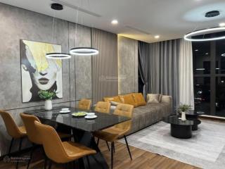 Cho thuê gấp chcc vinhomes 54a nguyễn chí thanh, láng thượng, đống đa, 2pn, 86m2, giá 24tr