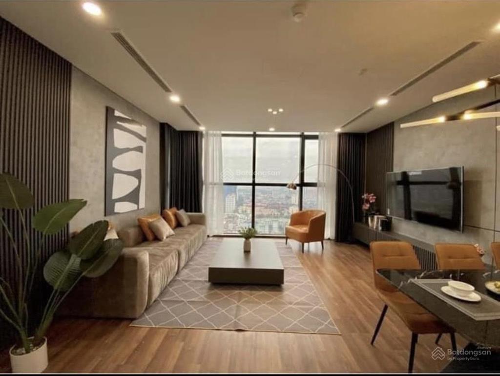 Cho thuê gấp chcc vinhomes 54a nguyễn chí thanh, láng thượng, đống đa, 2pn, 86m2, giá 24tr