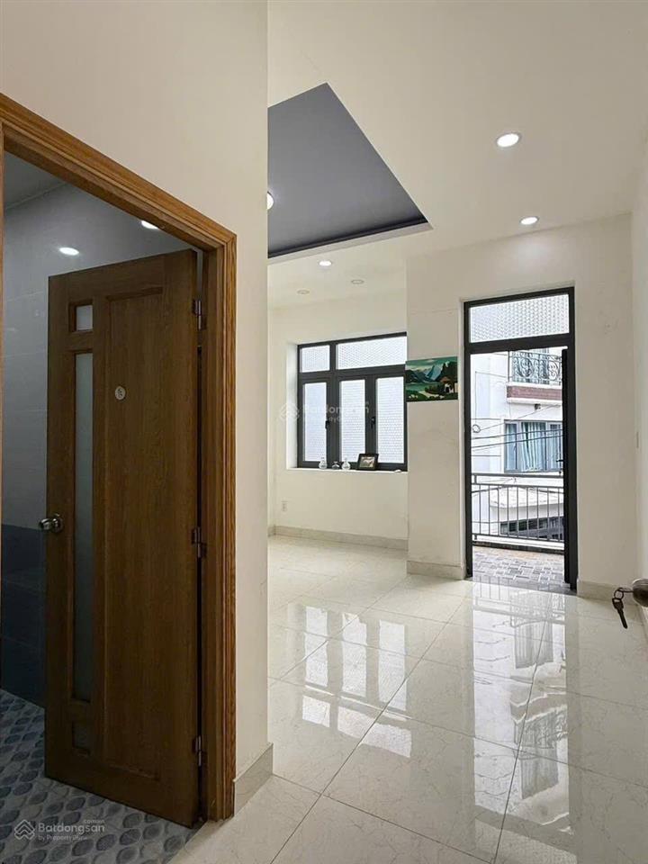 Hxh nguyễn thái sơn  ngay đh công nghiệp  (4.5m x 18m)  3pn
