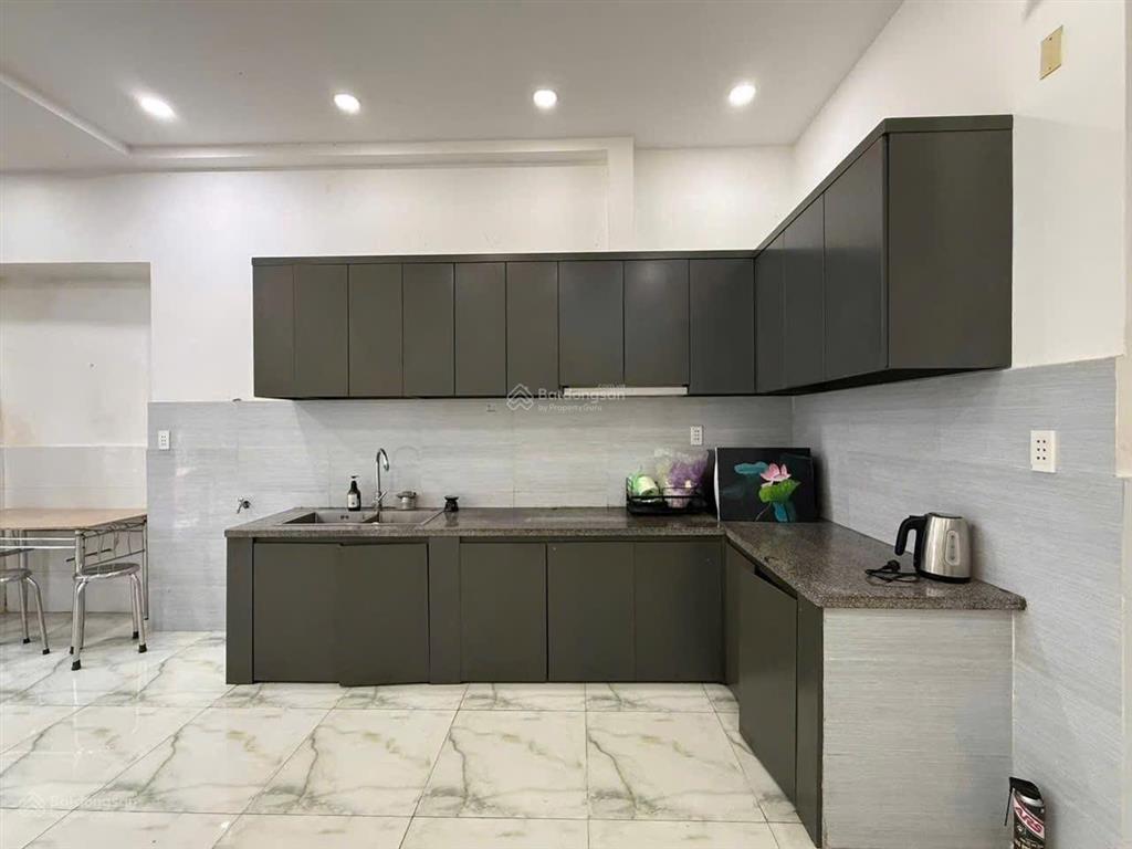 Hxh nguyễn thái sơn  ngay đh công nghiệp  (4.5m x 18m)  3pn