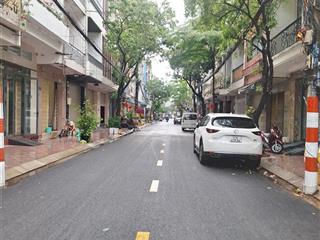 Bán nhà hẻm nội bộ đẹp 12m bế văn đàn,p14, tân bình. ngang 4,2x18,5. chỉ 169tr/m2