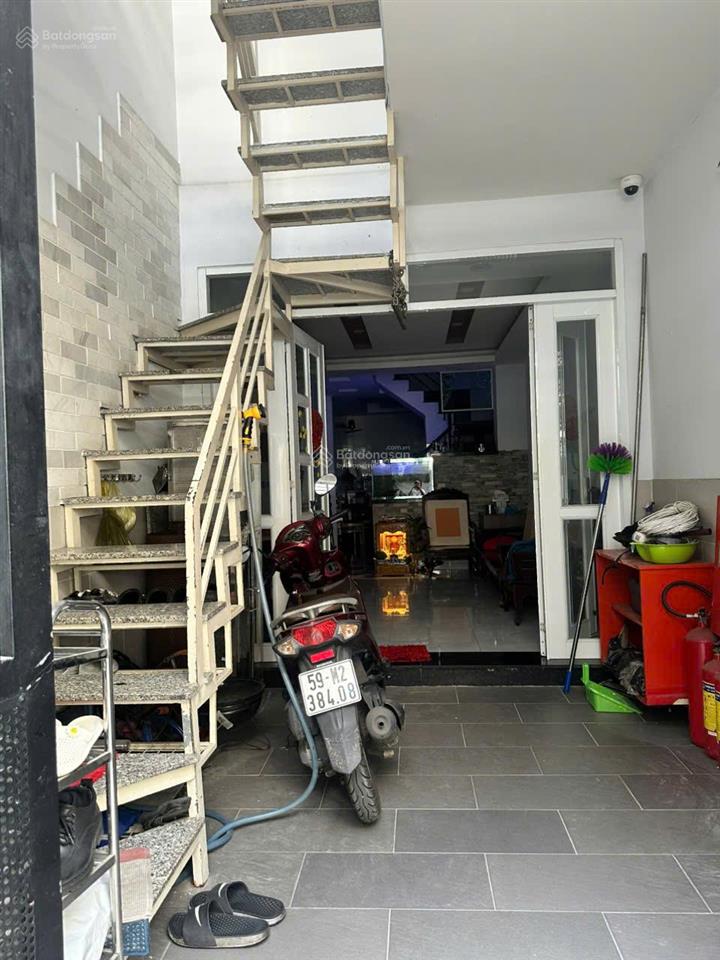 Cho thuê mặt bằng, văn phòng, nhà ở khu trung tâm q.10 hành chánh quốc gia