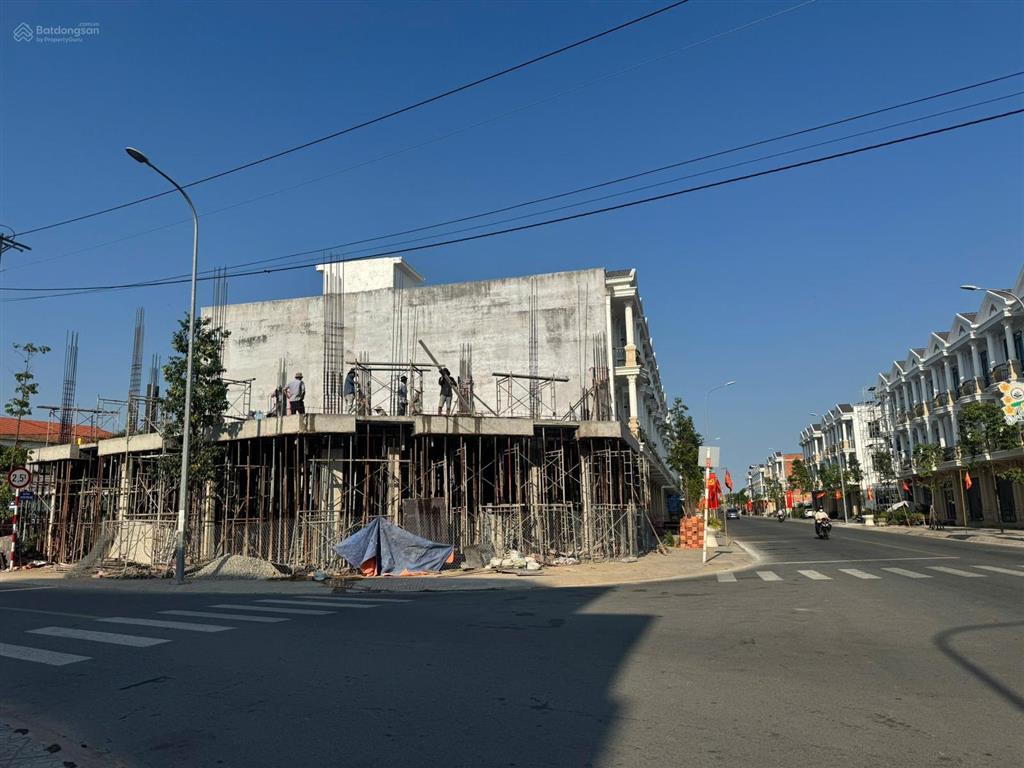 Cho thuê nhà góc mặt đường nguyễn trọng dân, phường gò công, đồng tháp.