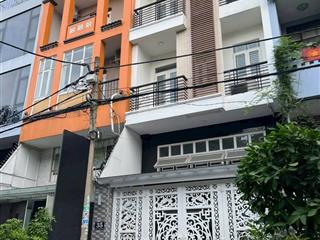 Cho thuê nhanh căn nhà phố dt 5x20 nhà view trực diên công viên giá 26tr/tháng  0903 870 ***