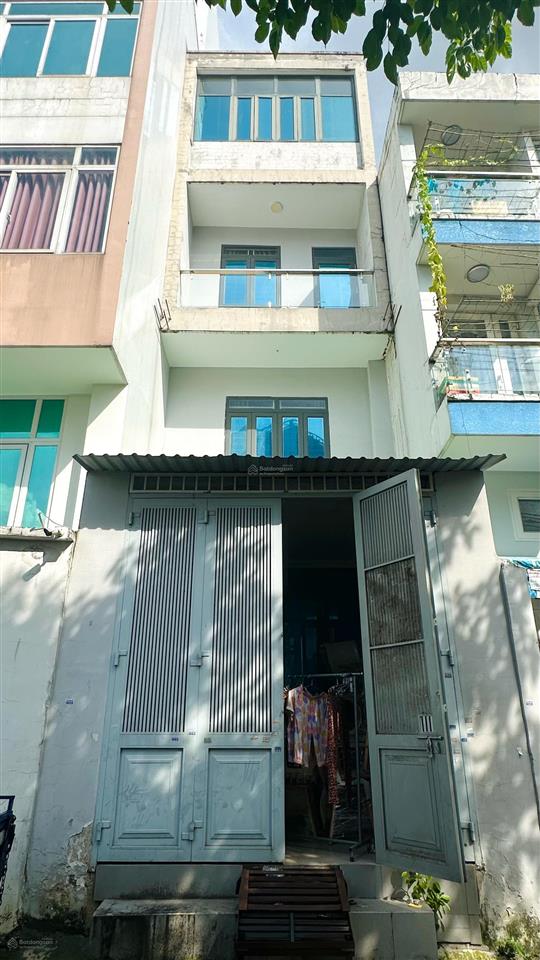 Bán nhà riêng view đẹp tại phạm văn bạch, 112.7m2, giá thỏa thuận