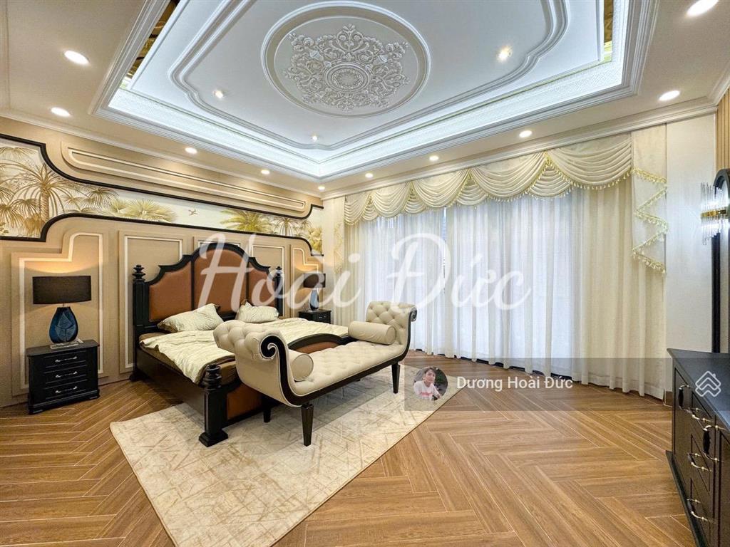 Siêu phẩm 6 tầng thang máy  nhà phố tân cổ điển mặt tiền đường số chợ tân mỹ, quận 7  cạnh pmh