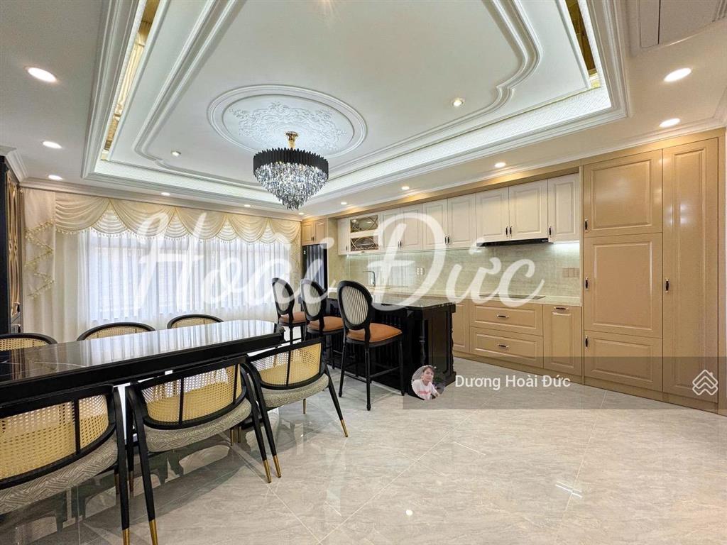 Siêu phẩm 6 tầng thang máy  nhà phố tân cổ điển mặt tiền đường số chợ tân mỹ, quận 7  cạnh pmh