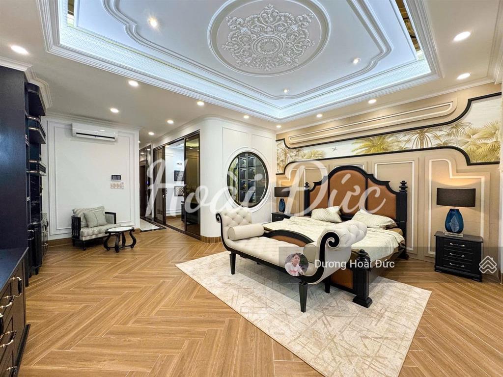 Siêu phẩm 6 tầng thang máy  nhà phố tân cổ điển mặt tiền đường số chợ tân mỹ, quận 7  cạnh pmh