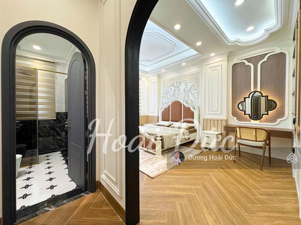 Siêu phẩm 6 tầng thang máy  nhà phố tân cổ điển mặt tiền đường số chợ tân mỹ, quận 7  cạnh pmh