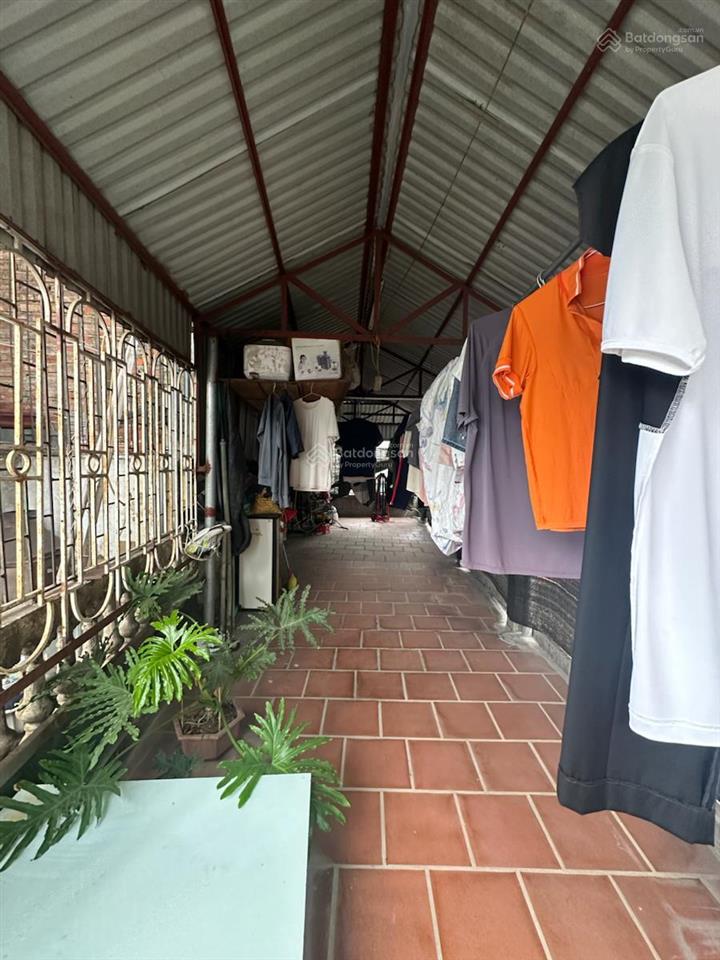 Nhỉnh 7 tỷ nhà minh khai, 3 thoáng ngõ nông, sđcc 36m2, dân xây chắc chắn, gần phố, sân riêng