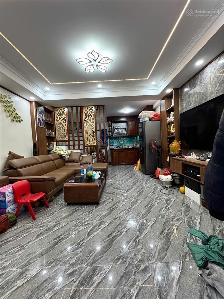 Bán nhà riêng phường bách khoa, ô tô đỗ cửa, 2 thoáng dân xây, 33m2 quy hoạch ổn định nhỉnh 7 tỷ