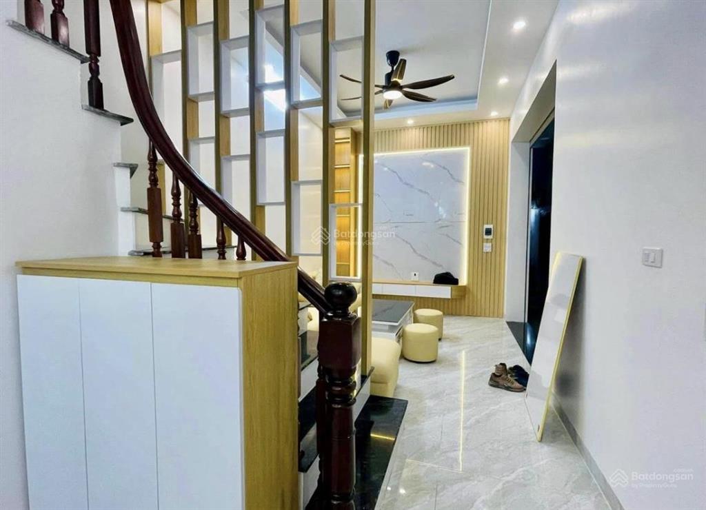 Bán nr tại giải phóng, tương mai, q.hoàng mai, 6,8 tỷ, 42m2, giá siêu hời