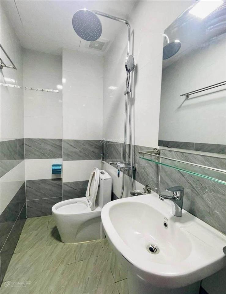 Bán gấp nr tại kim ngưu, 7,9 tỷ, 36m2, 3pn, 4wc, 5 tầng