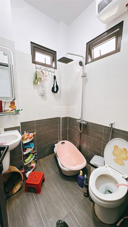 Nhà trần đại nghĩa, ô tô cách 25m, ngõ thông 2 thoáng, 5 phút ra chợ mơ, sđcc 37m2 x 5t, hơn 7 tỷ