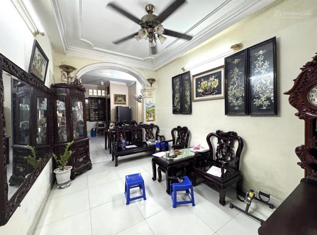 Bán nhà riêng view đẹp tại minh khai, 9,3 tỷ, 45m2, 3pn + 3wc + 4 tầng gần ô tô trước nhà rộng 4m