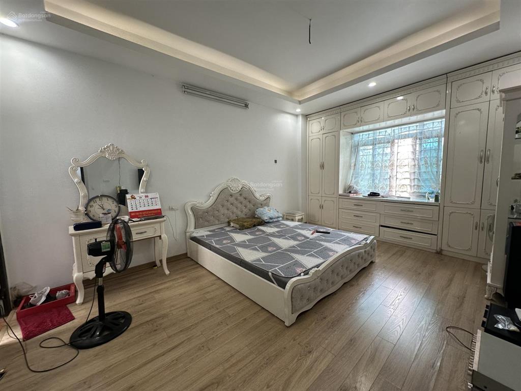 Bạch mai 2 thoáng trước sau, mặt ngõ kinh doanh ô tô tránh, sđcc 50m2 x 5t dân xây cc