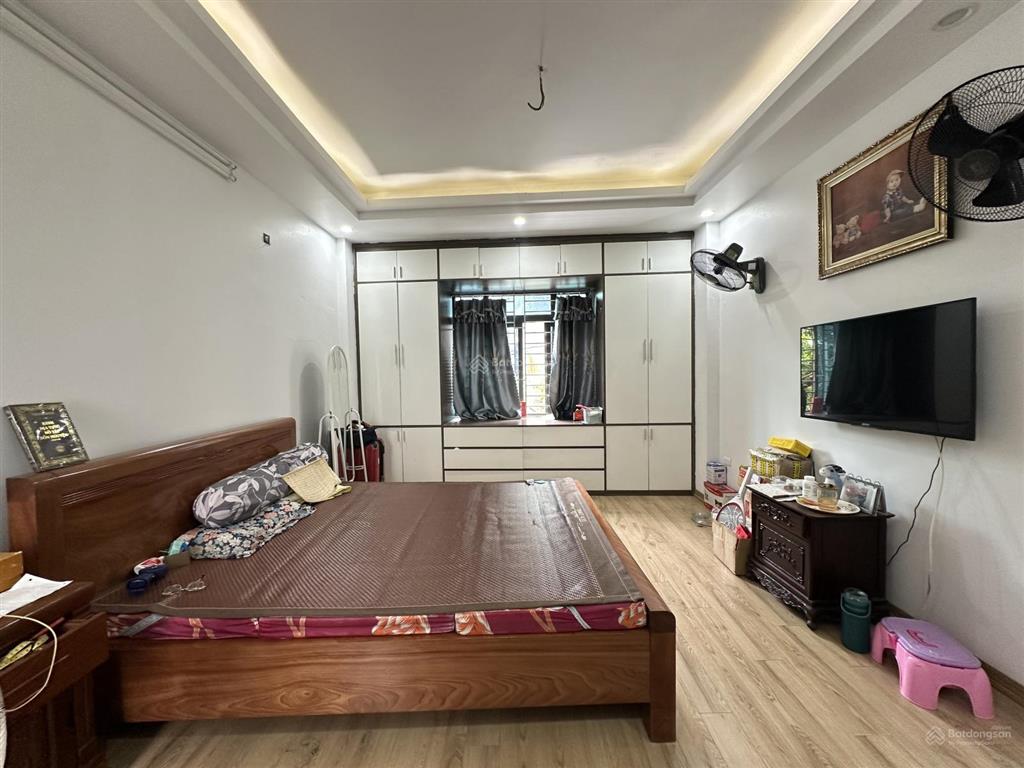Bạch mai 2 thoáng trước sau, mặt ngõ kinh doanh ô tô tránh, sđcc 50m2 x 5t dân xây cc