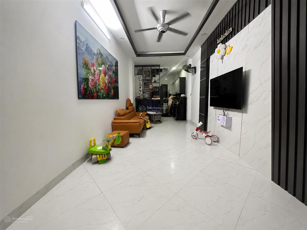 Chính chủ! hoàng mai, ngõ 3 gác tránh, 20m ra ô tô kinh doanh, sđcc quy hoạch ổn định 40m2 x 5t