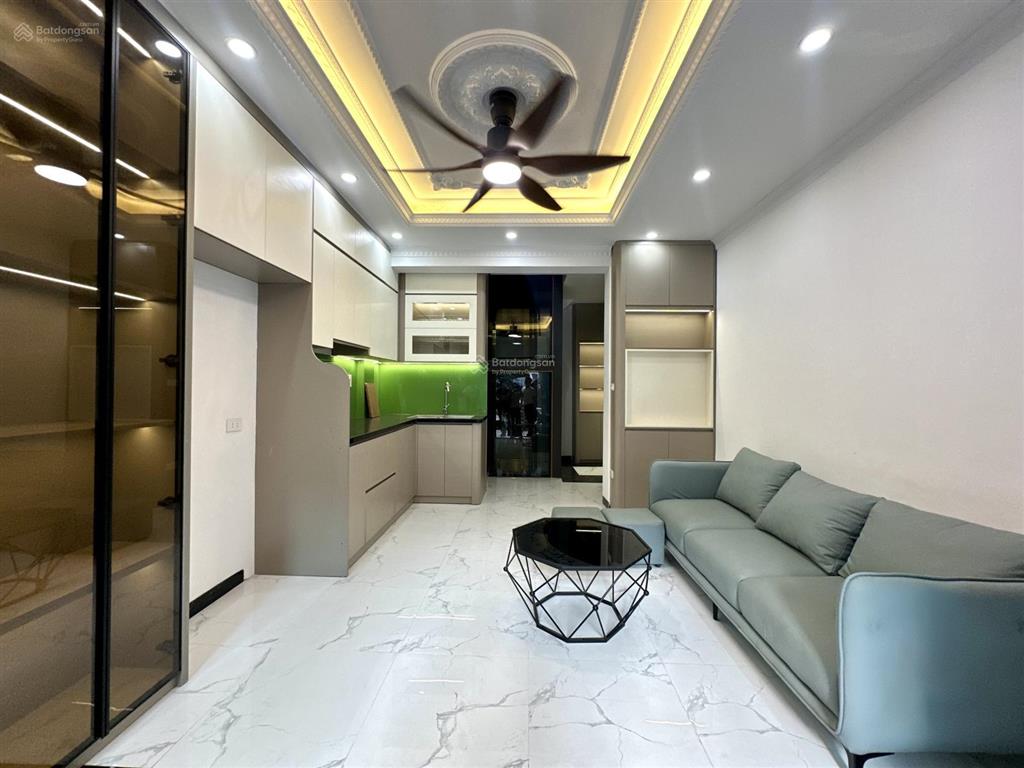 7.5 tỷ nhà mới thang máy phố minh khai, 2 thoáng vĩnh viễn, ô tô đỗ cửa, kinh doanh, sđcc 34m2 x 5t