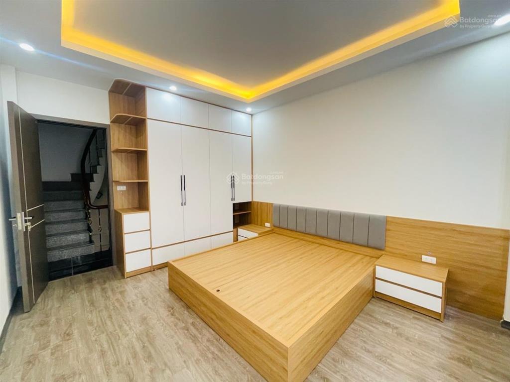 Nguyễn đức cảnh! ngõ trước nhà 3m, 20m ra ô tô tránh, kinh doanh, sđcc, qh ổn định, đủ công năng