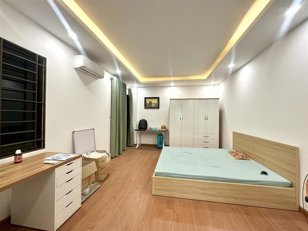 Hoàng mai, ngõ 3 gác tránh, 20m ra ô tô, dân xây chắc chắn, sđcc 45m2, nhiều tiện ích