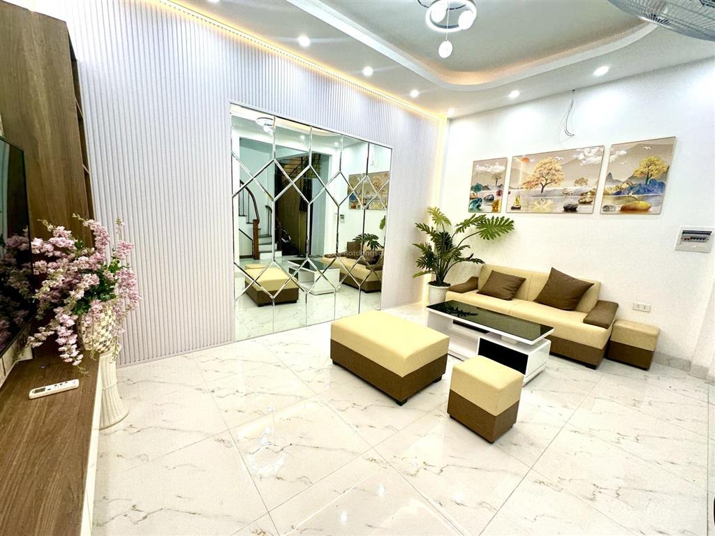 30m ra mặt phố thọ lão giao lò đúc 2 thoáng vĩnh viễn, sđcc 3 ngủ tặng nội thất, kv hiếm nhà bán