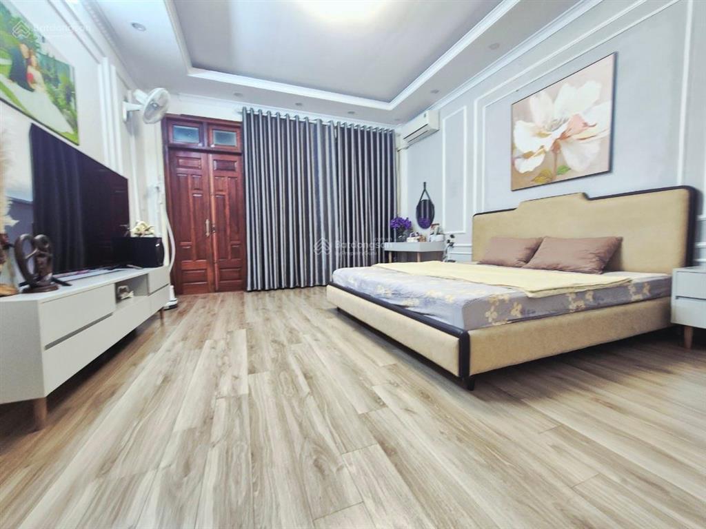 Lô góc hoa lư 2 thoáng view cv thống nhất, vf3 đỗ cửa, kinh doanh, 5 tầng 3 ngủ, sđcc, không qh