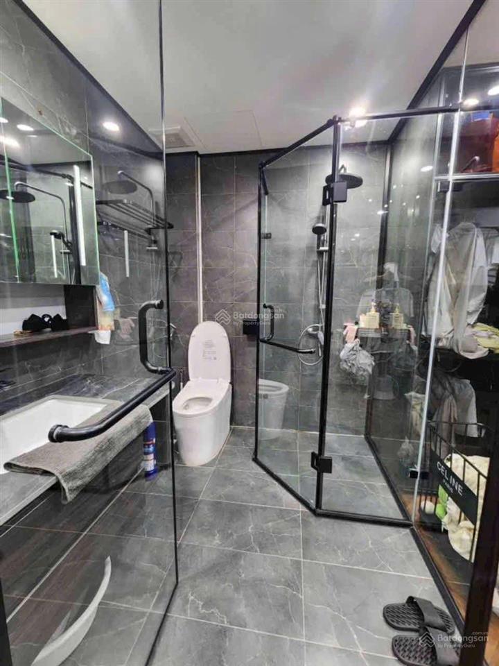 Phố cổ lò đúc, 2 thoáng ngõ thông, kinh doanh, nhà dân xây tặng nội thất nhập, 43m2 hơn 8 tỷ, ko qh