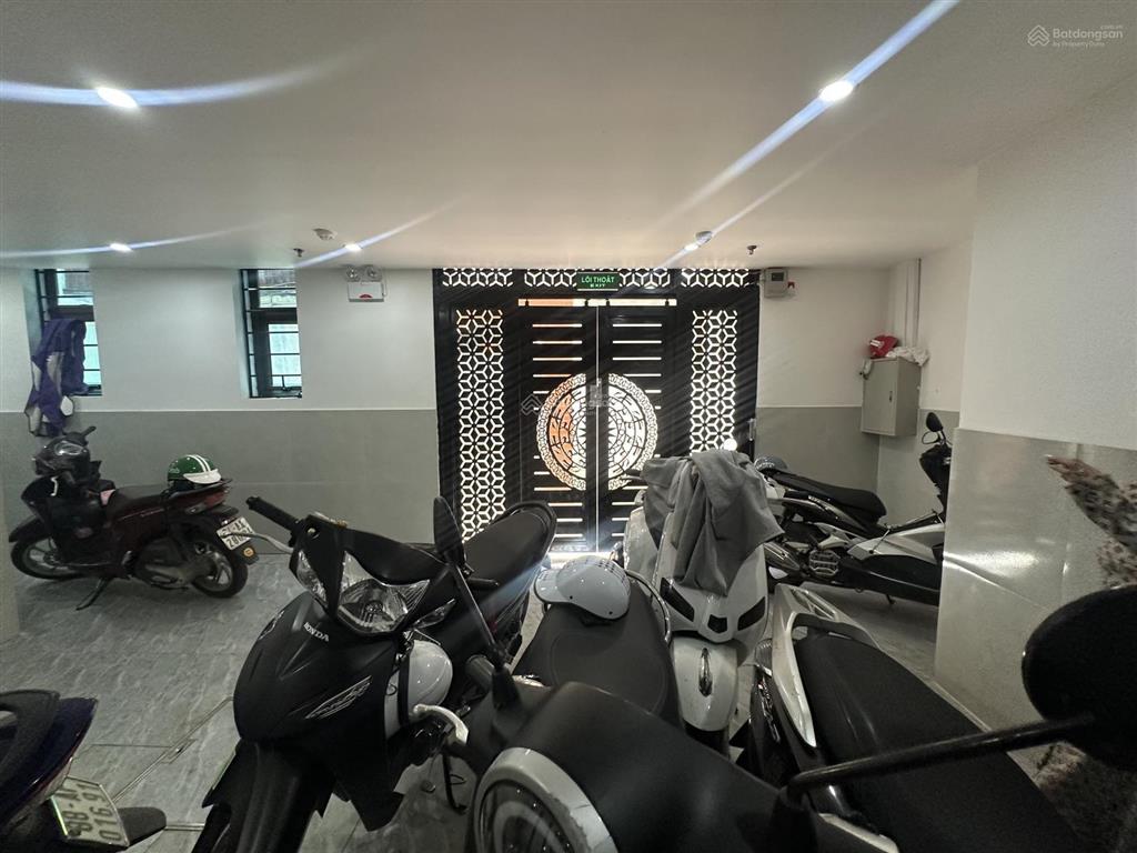Tòa ccmn bạch mai 50m ra mp, 2 thoáng, 7 tầng 11pkk full nội thất, gần bách  kinh  xây, pccc đủ