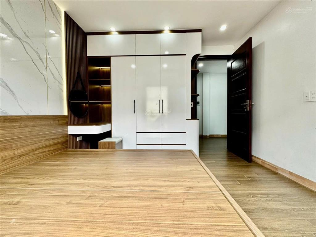 Căn góc nguyễn đức cảnh, ngõ thông hồ đền lừ 45m2 x 5t xây mới, sđcc, không quy hoạch